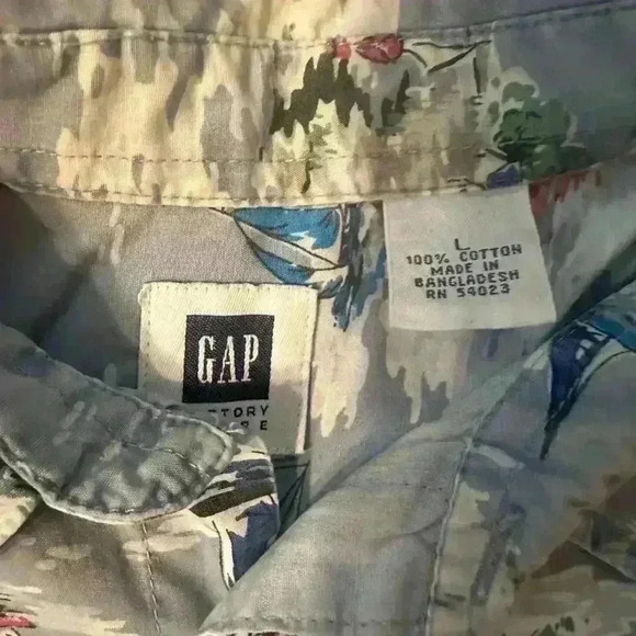 Vintage GAP Men’s Short‑Sleeve Button‑Down Shirt Nautical Grandpa Core Aesthetic - Picture 3 of 6
